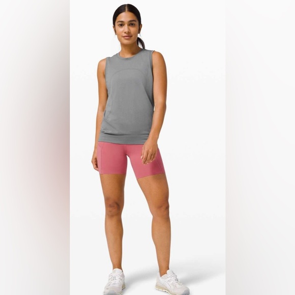 💥PRICE DROP💥 Swiftly Breathe Muscle Tank - Picture 2 of 8